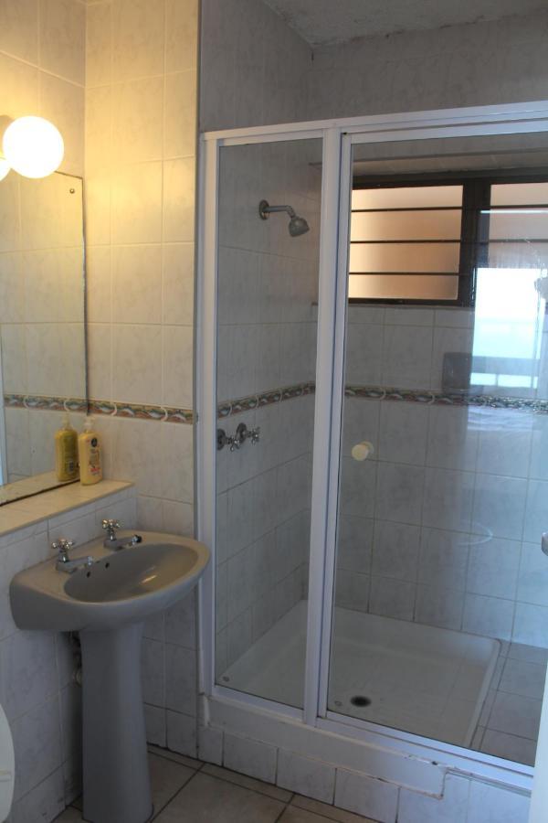 Stella Maris 144 Apartment Amanzimtoti Exterior photo